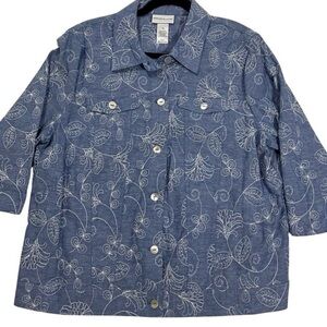 Alfred Dunner Shirt Size 16 Blue Denim Stitched White Floral Pattern Button up